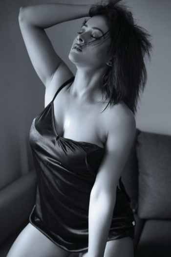 Luxury lifestyle Siliguri escorts available for high-profile clients in Siliguri